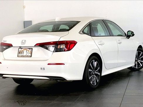 Used 2023 Honda Civic EX image 6