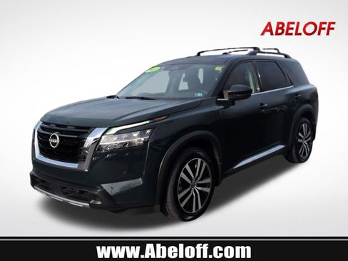 Used 2023 Nissan Pathfinder Platinum image 1