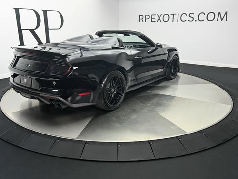 Used 2019 Ford Mustang GT Premium w/ GT Performance Package RWD image 9