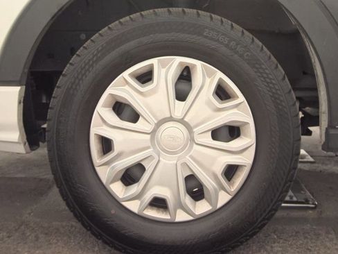 Used 2023 Ford Transit 350 XLT image 13