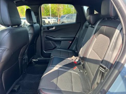 Used 2024 Ford Escape ST-Line Select w/ Tech Pack #2 AWD/4WD image 18