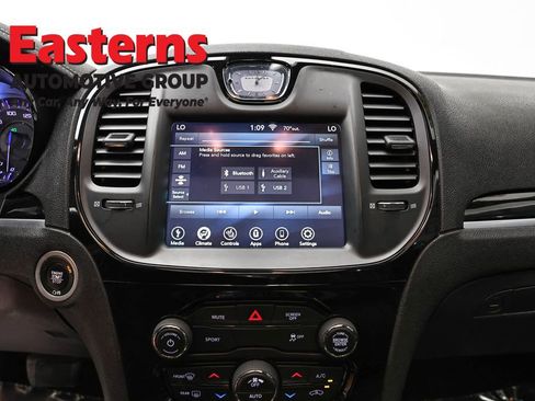 Used 2020 Chrysler 300 S image 12