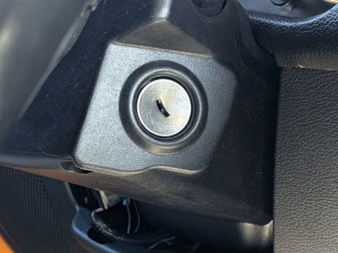 Used 2013 Jeep Wrangler Unlimited Rubicon w/ Connectivity Group AWD/4WD image 28