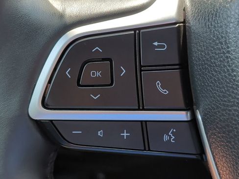 Used 2024 Toyota Grand Highlander AWD Hybrid image 12