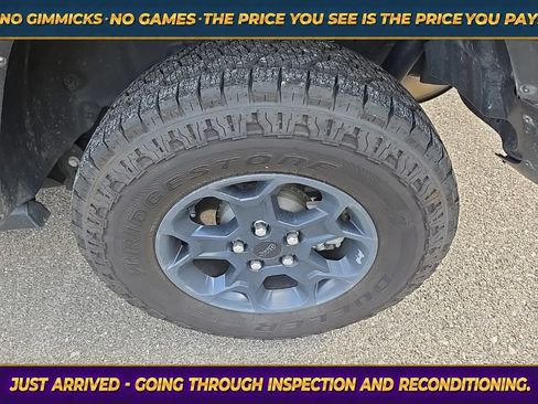Used 2023 Jeep Wrangler Unlimited AWD/4WD image 11