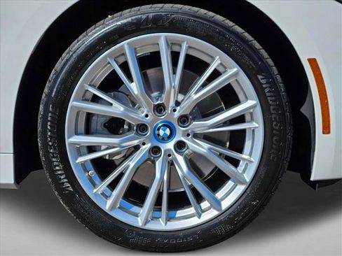 Certified 2023 BMW 330e w/ Premium Package image 25