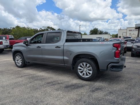 Used 2021 Chevrolet Silverado 1500 Custom AWD/4WD image 6