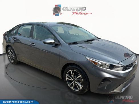 Used 2024 Kia Forte LXS w/ LXS Technology Package image 9