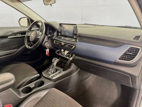 Used 2021 Kia Seltos S AWD/4WD image 30