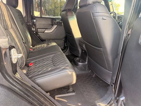 Used 2014 Jeep Wrangler Unlimited Sport w/ Quick Order Package 24S AWD/4WD image 30