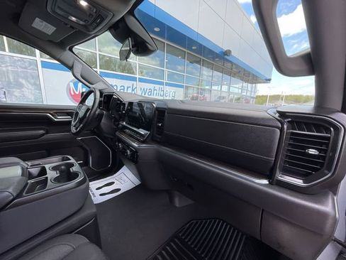 Certified 2024 Chevrolet Silverado 1500 LT AWD/4WD image 28