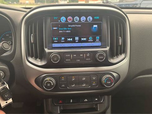 Used 2018 Chevrolet Colorado LT AWD/4WD image 21