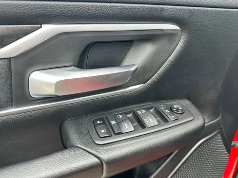 Used 2020 RAM 1500 Lone Star AWD/4WD image 13