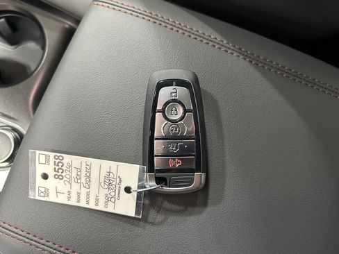 New 2026 Ford Explorer Active image 23