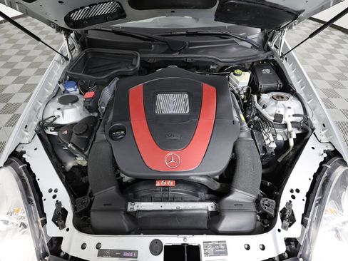 Used 2010 Mercedes-Benz SLK 350 image 28