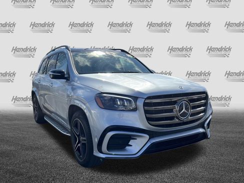 Certified 2025 Mercedes-Benz GLS 450 4MATIC image 2