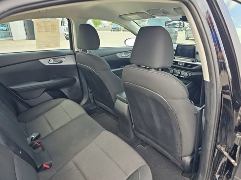Used 2022 Kia Forte LXS w/ LXS Technology Package FWD image 25