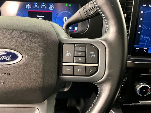Used 2023 Ford F250 Lariat w/ Lariat Ultimate Package AWD/4WD image 23