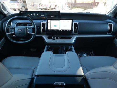 Used 2025 Ford Expedition Max Active AWD/4WD image 26