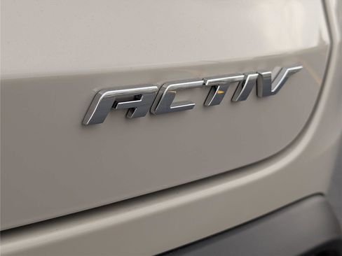 New 2026 Chevrolet Trax ACTIV FWD image 40