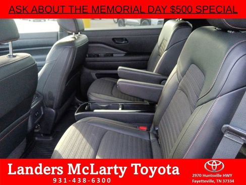 Used 2023 Nissan Pathfinder Rock Creek AWD/4WD image 27