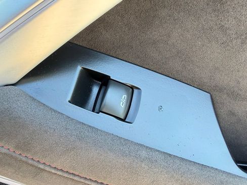 Used 2017 Chevrolet Camaro ZL1 RWD image 15
