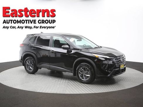 Used 2024 Nissan Rogue S AWD/4WD image 48