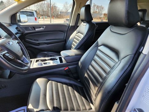 Used 2024 Ford Edge SEL image 25