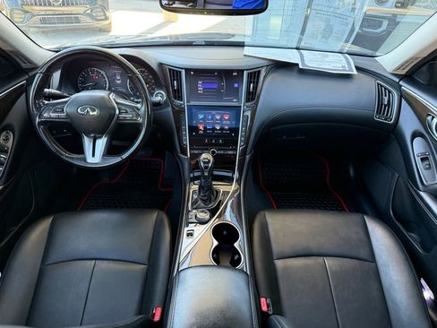 Used 2018 INFINITI Q50 Luxe RWD image 9