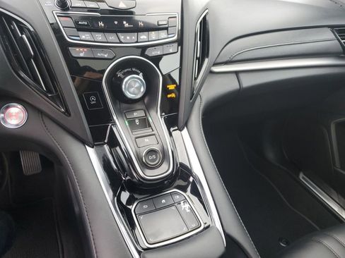 Used 2024 Acura RDX SH-AWD image 22