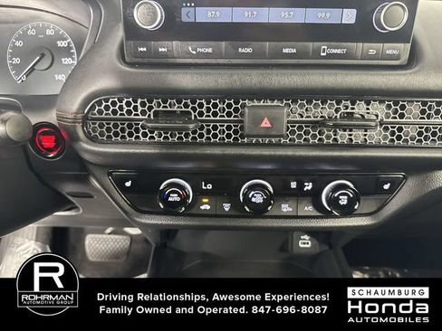 Certified 2025 Honda HR-V Sport image 9