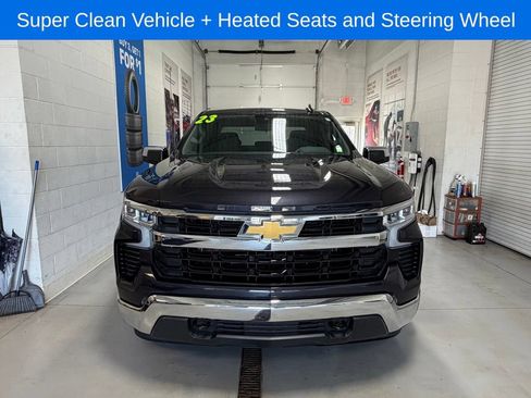 Used 2023 Chevrolet Silverado 1500 LT AWD/4WD image 2