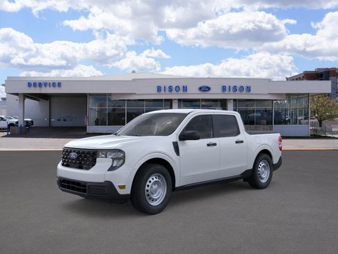 New 2025 Ford Maverick XL image 1