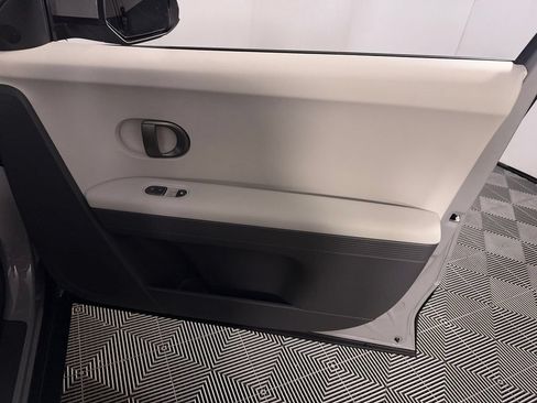 Used 2026 Hyundai Ioniq 5 SEL RWD image 28