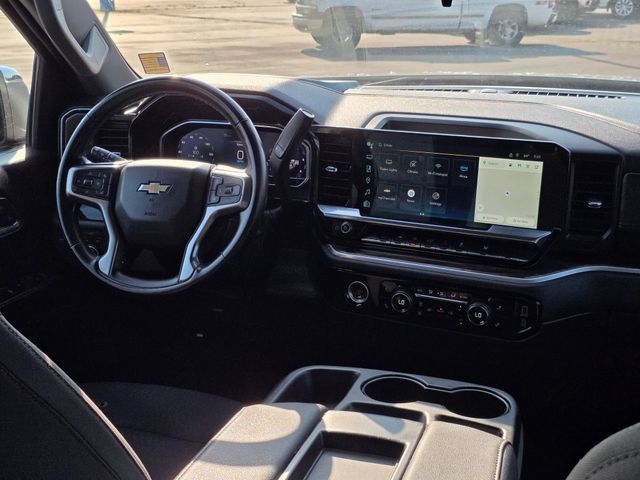 Used 2024 Chevrolet Silverado 1500 LT AWD/4WD image 34