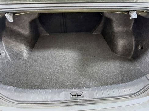 Used 2025 Nissan Altima 2.5 SV FWD image 23