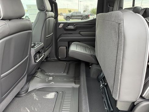 Used 2026 GMC Sierra 1500 AT4X image 23