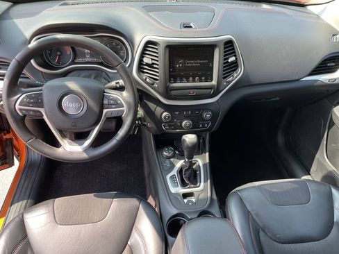 Certified 2016 Jeep Cherokee Trailhawk AWD/4WD image 15