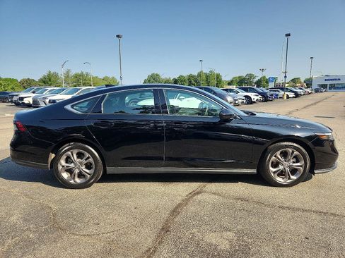 Used 2024 Honda Accord EX image 7
