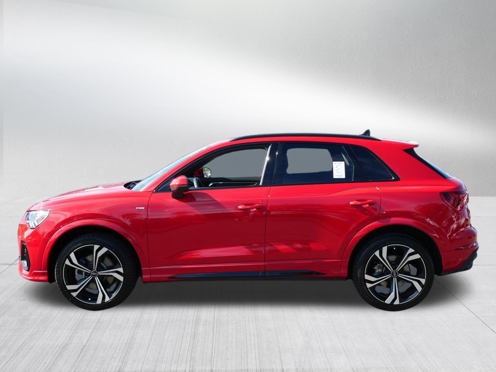 Used 2023 Audi Q3 2.0T Premium Plus w/ Premium Plus Package AWD/4WD image 4