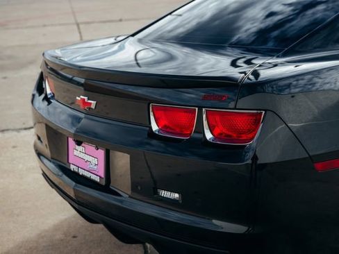 Used 2011 Chevrolet Camaro SS w/ Interior Accent Trim Package image 31
