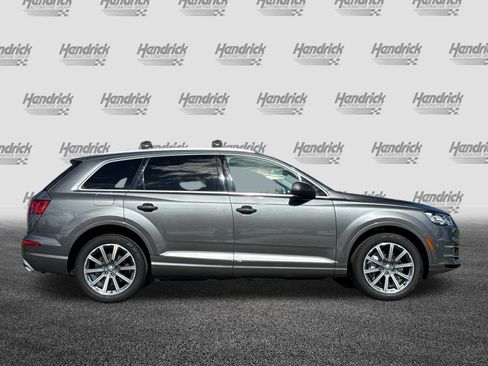 Used 2018 Audi Q7 3.0T Prestige image 3