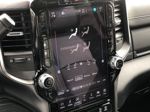 New 2026 RAM 2500 Laramie w/ Night Edition image 30