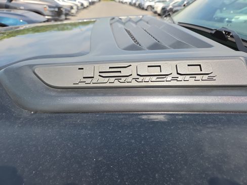 New 2026 RAM 1500 Laramie AWD/4WD image 19