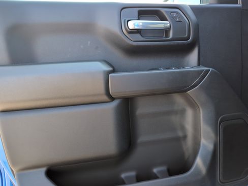 New 2025 Chevrolet Silverado 1500 Custom image 11