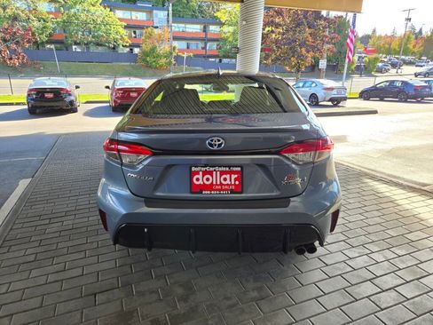 Used 2024 Toyota Corolla SE w/ SE Package image 6
