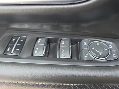 Used 2024 Chevrolet Tahoe Premier image 28