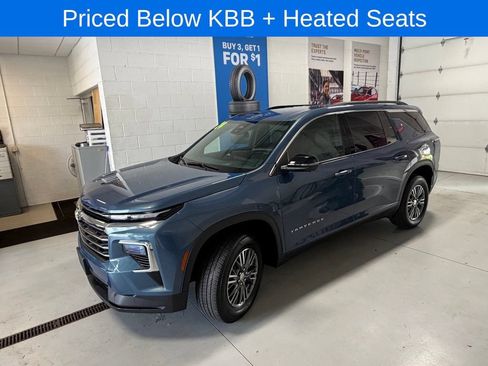 Used 2024 Chevrolet Traverse LT AWD/4WD image 4