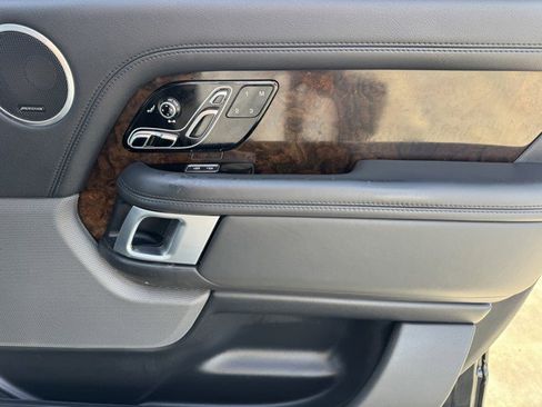 Used 2022 Land Rover Range Rover Westminster Edition image 10