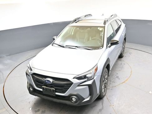 Certified 2025 Subaru Outback Onyx Edition AWD/4WD image 36